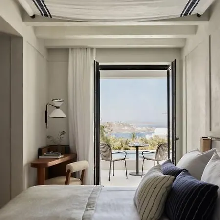 Elysium 5* Mykonos Town